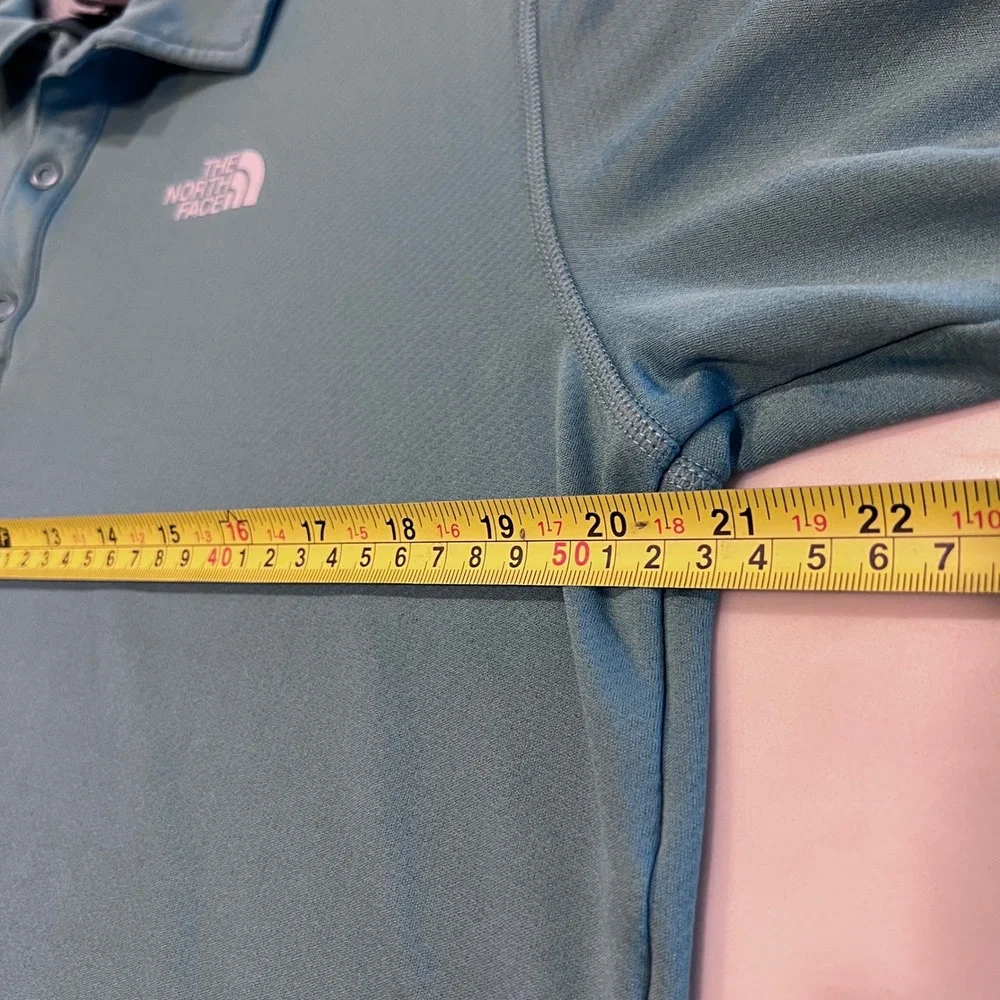 The‎ North Face Blue Short Sleeve Snap Neck Mesh Performance Polo Shirt M READ